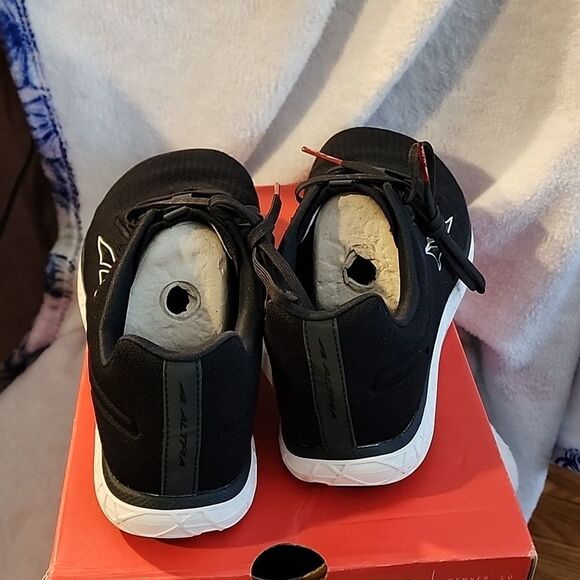 Altra M Escalante 2.5 size 11.5 - Picture 7 of 7